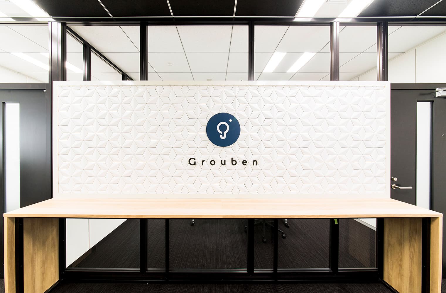 グラウベン株式会社 ブランディング・ロゴデザイン・Webデザイン・エントランスサインデザイン