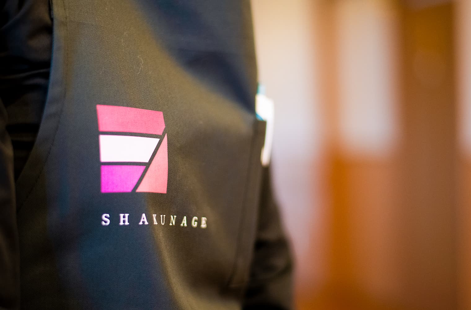 株式会社平安 ブランディング・ロゴデザイン・サインデザイン・Webデザイン・パンフレットデザイン・ユニフォームデザイン